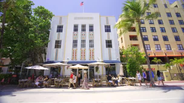 Miami Beach Usa April 2024 Cavalier Hotel Ocean Drive South — Stockvideo