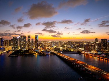 Yılın en iyi Miami gün batımı