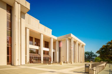 Florida arşiv binası ve eyalet kütüphanesi. Tallahassee Florida ABD şehir merkezi. Hükümet binaları ABD 'de ticari kullanım için mevcuttur.