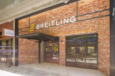 Miami, FL, ABD - 19 Haziran 2024: Breitling Miami Tasarım Bölgesi lüks saat perakendecisi
