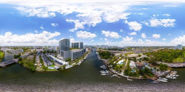 Miami River, Florida, ABD. Hava aracı 360 eşkenar dörtgen fotoğraf