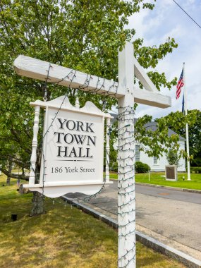 York Limanı 'ndaki tarihi hükümet binaları Maine USA 2024