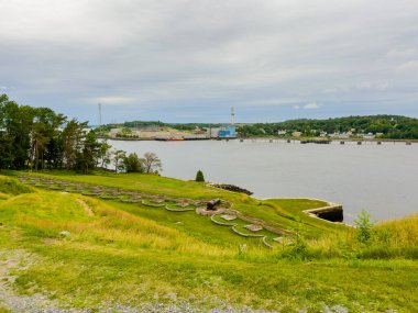Fort Knox Maine ABD 'den Penobscot Narrows Nehri manzarası