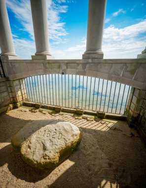 Plymouth Rock stok fotoğrafı. Plymouth Massachusetts ABD 2024 dolaylarında