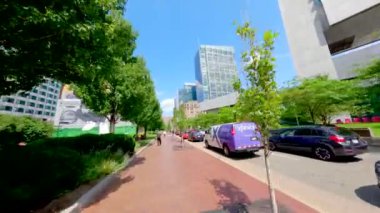 Boston, MA, ABD - 15 Temmuz 2024: Boston koşu turu. 4k motion video şehir merkezi Yaz 2024