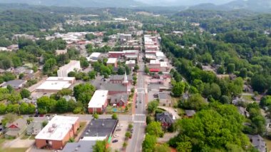 Waynesville İHA stok hava görüntüsü 2024