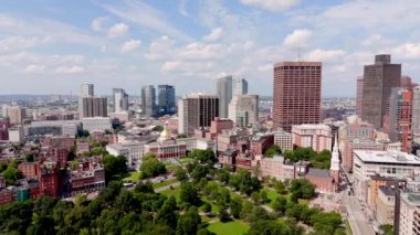 Boston, MA, ABD - 15 Temmuz 2024: Boston Şehir Merkezi Hava Panorama