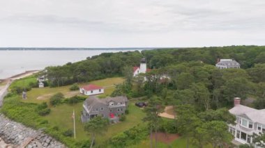 Marthas Vineyard, West Chop Deniz Feneri. Hava 4k İHA videosu 2024 dolaylarında