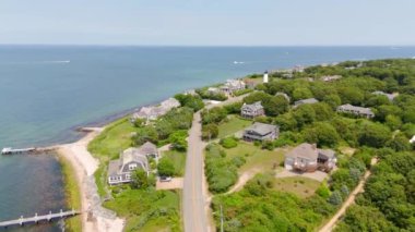 Oak Bluffs Marthas Üzüm bağı. Hava aracı videosu. Yaz sahnesi 2024 son durak görüntüleri