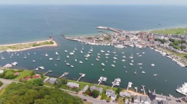 Oak Bluffs Limanı 'ndaki yelkenliler, Marthas Vineyard ABD