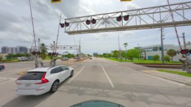 Pompano Plajı, FL, ABD - 15 Ağustos 2024: Atlantik Bulvarı, Pompano Plajı Florida