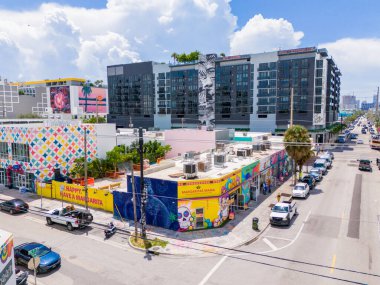 Miami, FL, ABD - 22 Ağustos 2024: Miami Wynwood 2024 İHA fotoğrafı.