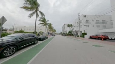 Miami, FL, ABD - 5 Ekim 2024 Ocean Drive Ocean Drive 5.