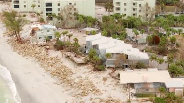 Manasota Key Florida 'da evler yıkıldı