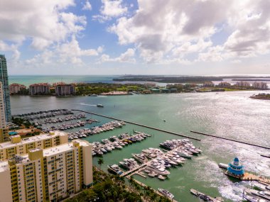 Miami Sahili Fisher Adası 2024