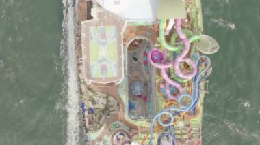 Miami, FL, ABD - 15 Ekim 2024: Sea Cruise gemisinin uçuş ikonu