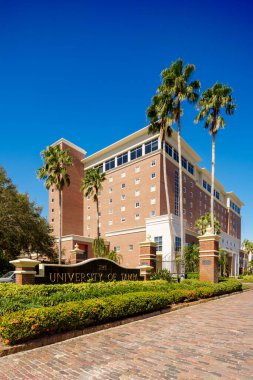 Tampa, FL, ABD - 24 Ekim 2024: Tampa Kampüsü Üniversitesi