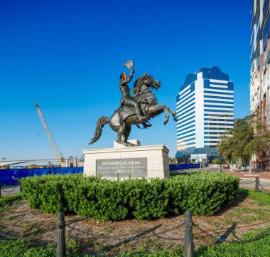 Jacksonville, FL, ABD - 27 Ekim 2024: Jacksonville Florida Andrew Jackson anıt trafik dairesi