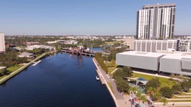 İnsansız hava aracı videosu Hillsborough River Tampa