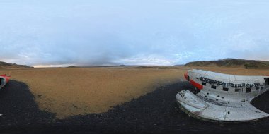 DC3 uçak enkazı Eyvindarholt İzlanda 'da 360 fotoğraf