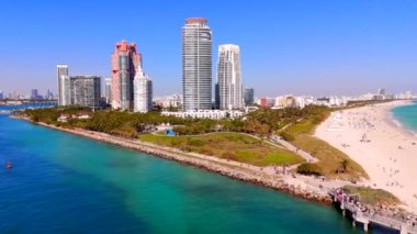 Binalardan rıhtıma kadar tüm Miami 'yi taradık. Havadan Miami Plajı, 2025. South Beach sahil şeridinin manzarası