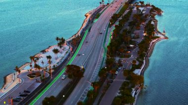 Key Biscayne Hobie Parkı. Hava aracı görüntüleri Miami Florida 2025