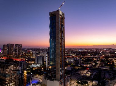 Miami, FL, ABD - 14 Mart 2025 Miami Şehir Merkezi İnşaat Evleri Mart 2025