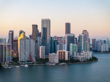 Brickell şehri Miami hava aracı fotoğrafı.