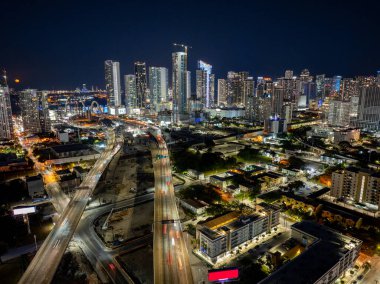 Miami 2025 şehir merkezinde kanlı ay tutulması