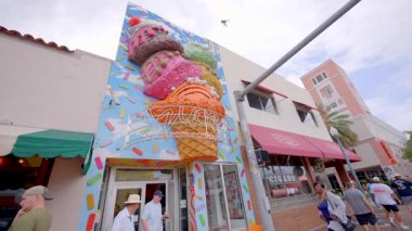 Miami, FL, ABD - 1 Mayıs 2025 Miami Little Havana 8.