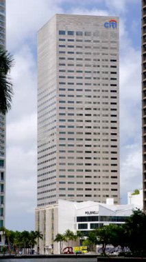 Citi Bank Tower Downtown Miami 8K dikey video