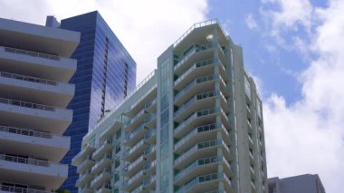 Miami 'deki binalar 8K video geçmişleri