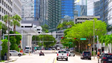 Miami, FL, ABD - 6 Mayıs 2025. Brickell Miami 'nin 8K görüntüleri