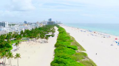 Miami South Beach Okyanus Yolu 'ndaki 6K hava görüntüsü