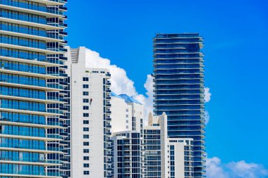 Sunny Isles Sahili Kuleleri Florida 2025