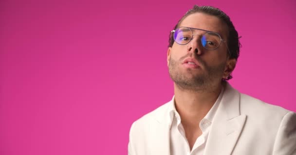 Sexy Turkish Businessman Curly Hair Adjusting White Suit Moving Posing — Stok video
