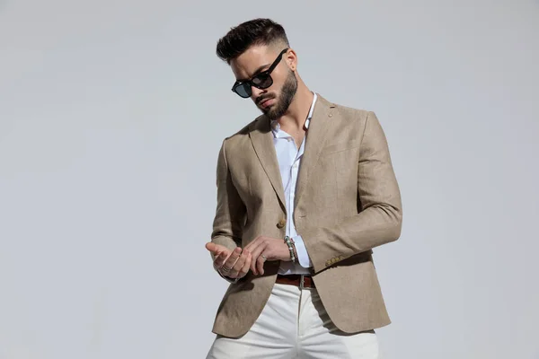 Portrait Sexy Businessman Rubbing His Palms Looking Standing Wearing Sunglasses — Foto de Stock