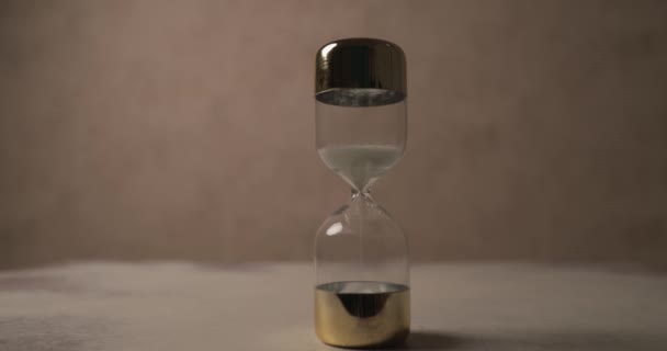 Project Video Hourglass Time Pressure Illustrating Concept Time Ticking Away — Stock Video