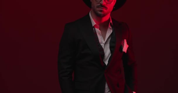 Unshaved Businessman Hat Holding Hand Pockets Standing Adjusting Eyeglasses Looking — Stockvideo