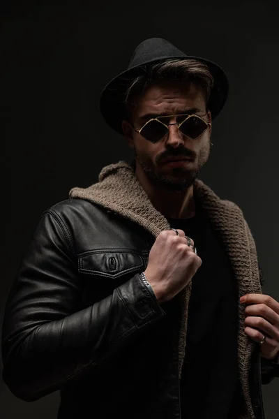 Sexy Fashion Man Hat Glasses Adjusting Wool Cardigan Leather Jacket — Stock Photo, Image