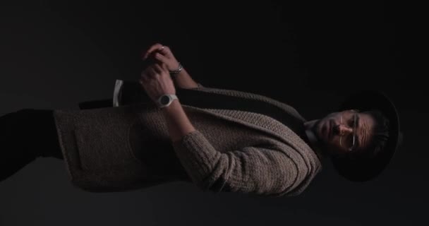 Sexy Casual Man Turning Rubbing His Palms Adjusting His Cardigan — Stock Video