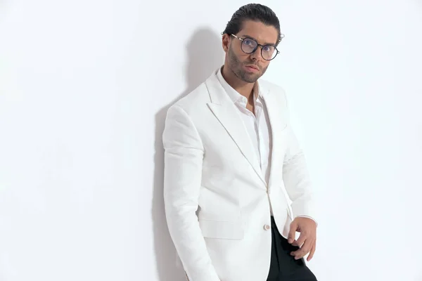 Elegant Attractive Man Glasses Wearing White Jacket Suit Laying Wall — Stock Photo, Image