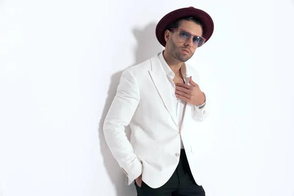 Sexy Fashion Guy Hat Sunglasses Holding Hand Pockets Adjusting Open — Stock Photo, Image