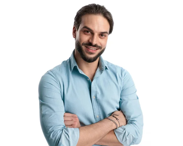 Attractive Young Guy Beard Denim Shirt Crossing Arms Smiling Front — Stock Photo, Image