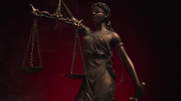 Proyecto Vídeo Bronce Estatua Ley Que Simboliza Concepto Igualdad Con — Vídeo de stock