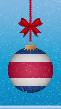 Kosta Rika bayrağıyla Noel balosuna kar yağıyor