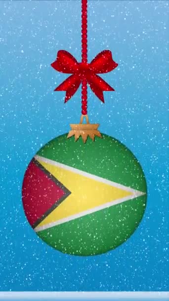 Neve Caindo Bola Natal Com Bandeira Guiana — Vídeo de Stock