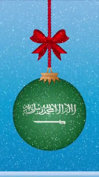 Χιόνι Πέφτει Χριστουγεννιάτικη Μπάλα Σημαία Της Σαουδικής Αραβίας — Αρχείο Βίντεο