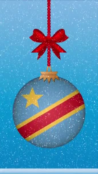 Śnieg Pada Piłkę Bożego Narodzenia Flagą Kongo — Wideo stockowe