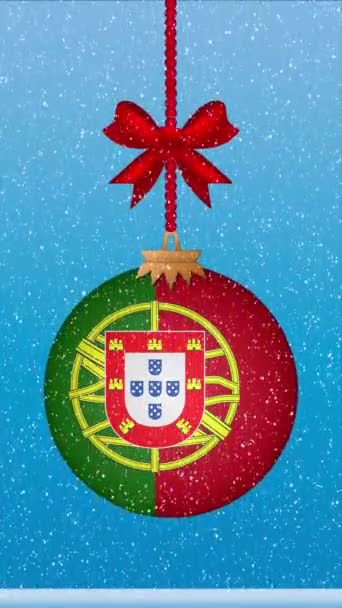 Χιόνι Που Πέφτει Χριστουγεννιάτικη Μπάλα Σημαία Της Πορτογαλίας — Αρχείο Βίντεο